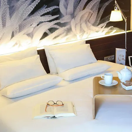 Novotel Barcelona City-3